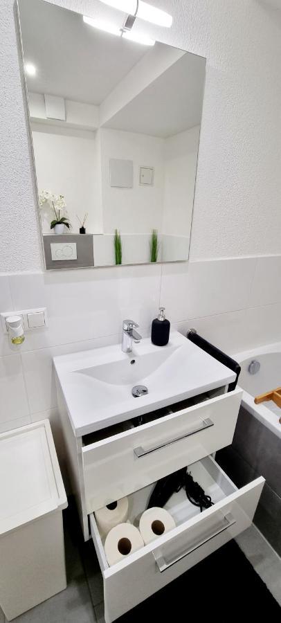 New Modern Selfcheckin Publicfreeparking Highspeed Wifi Kingsizebed Daire Baden-Baden Dış mekan fotoğraf